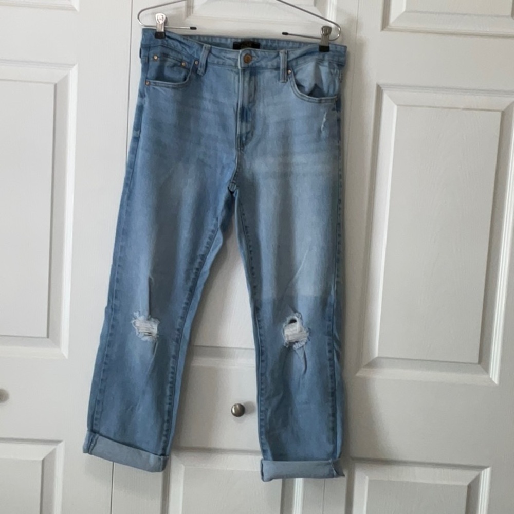 Rachel Roy Light Blue Distressed Jeans, Size 12/31, Inseam 28”